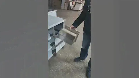 Стол пристенный из нержавеющей стали с полками, распашной дверью